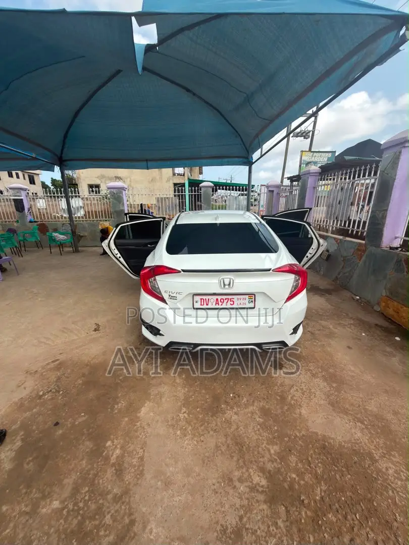 Honda Civic EX Sedan 2018 White