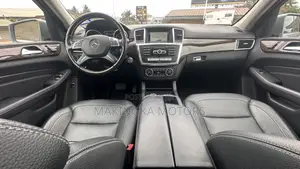 Mercedes-Benz M Class ML400 4MATIC 4dr SUV AWD (3.0L 6cyl Turbo 7A)