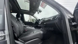 Mercedes-Benz M Class ML400 4MATIC 4dr SUV AWD (3.0L 6cyl Turbo 7A)