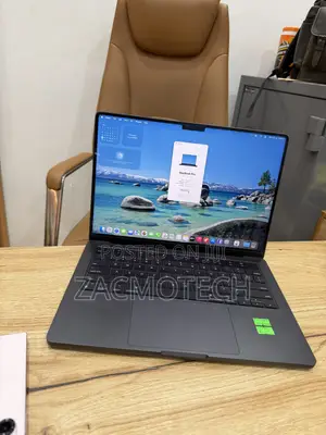 Laptop Apple MacBook Pro 2023 M3 36GB Apple M3 Pro SSD 512GB