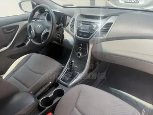 Hyundai Elantra 2015 Gray