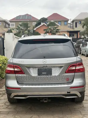 Mercedes-Benz M Class ML350 4MATIC 4dr SUV AWD (3.5L 6cyl 7A) 2015 Gray