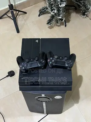 Sony Playstation 4 Standard