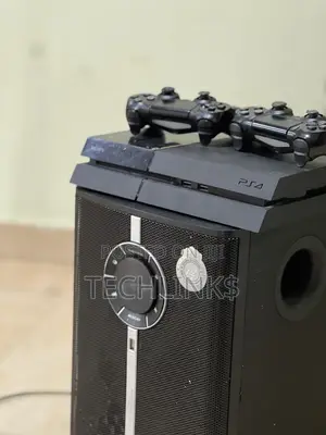 Sony Playstation 4 Standard