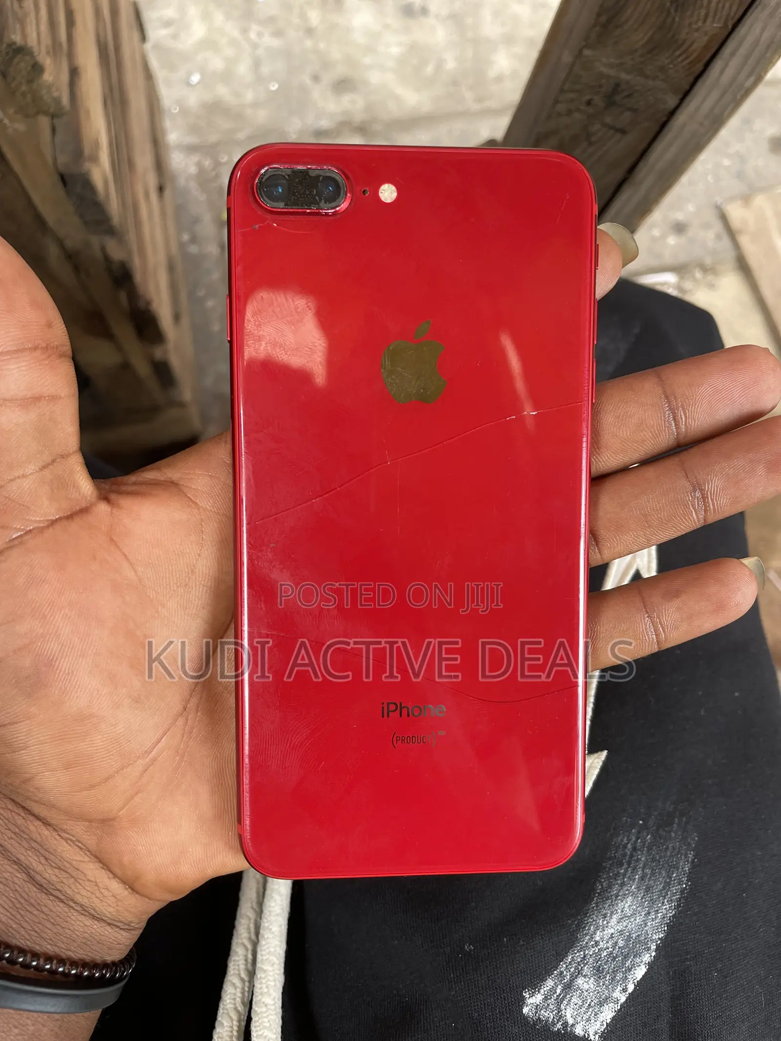 Apple iPhone 8 Plus 64 GB Red