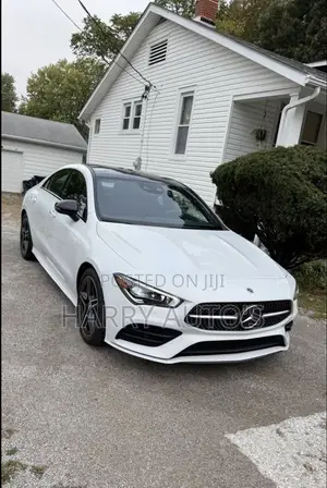 Mercedes-Benz C300 2018 White