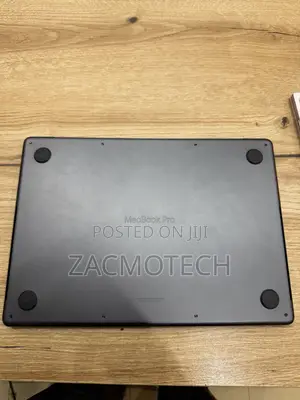 Laptop Apple MacBook Pro 2023 M3 36GB Apple M3 Pro SSD 512GB