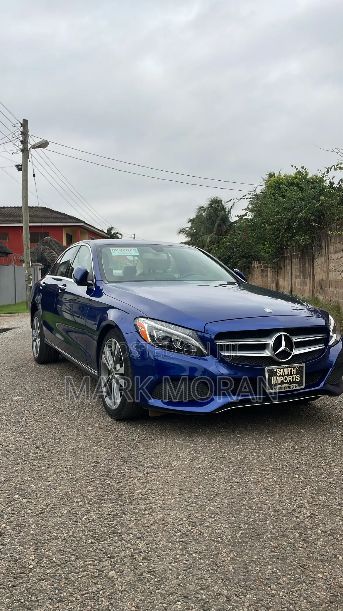 Mercedes-Benz C300 2017 Blue