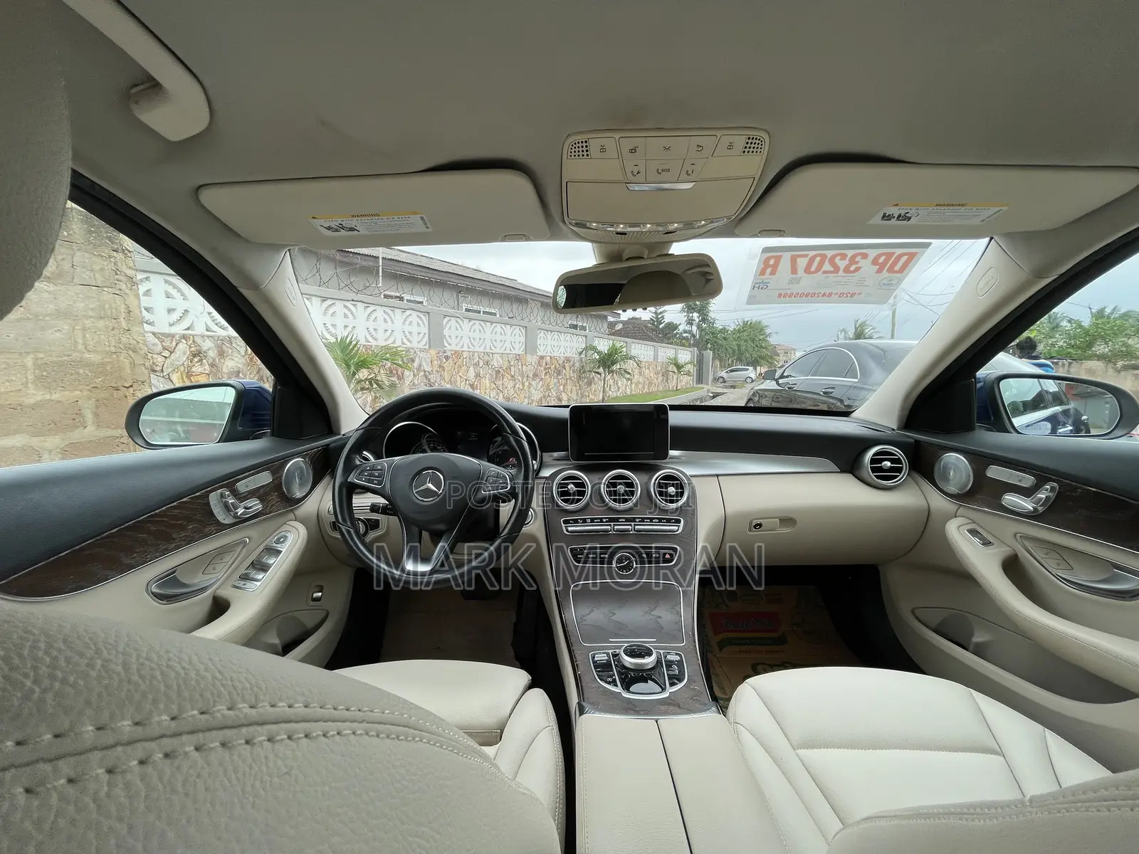 Mercedes-Benz C300 2017 Blue