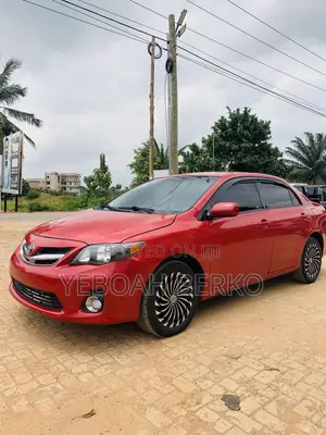 Toyota Corolla 2013 Red