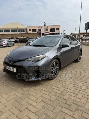 Toyota Corolla SE (1.8L 4cyl 2A) 2018 Gray