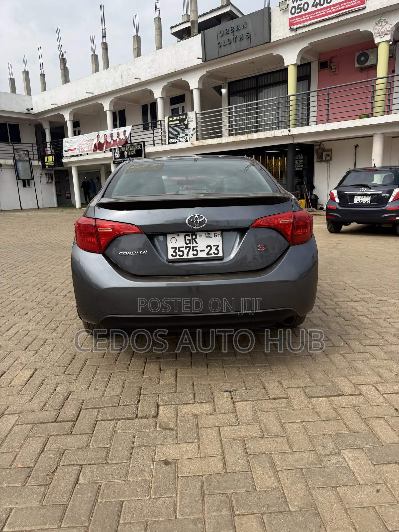 Toyota Corolla SE (1.8L 4cyl 2A) 2018 Gray