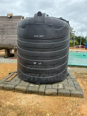 10,000-Litre Polytank – Excellent Condition