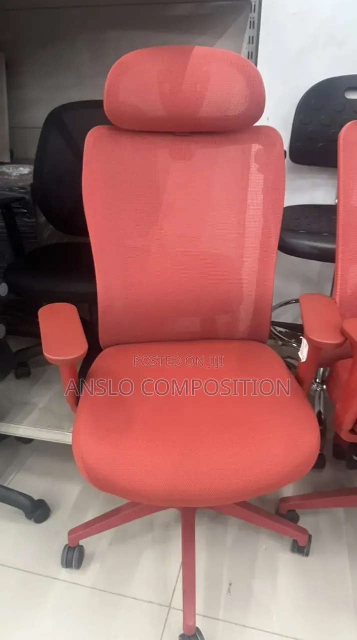 Reddish Office Swivel Chair