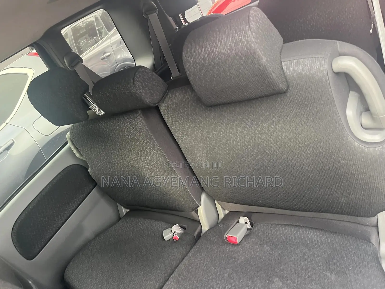 Toyota Sienta 1.5 FWD 2013 Black