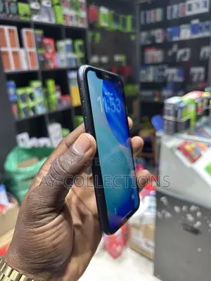 Apple iPhone 11 64 GB Black
