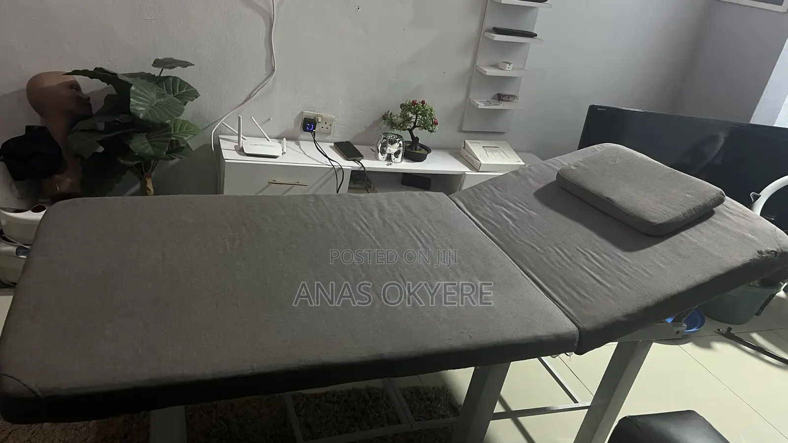 Lash Bed for Ladies