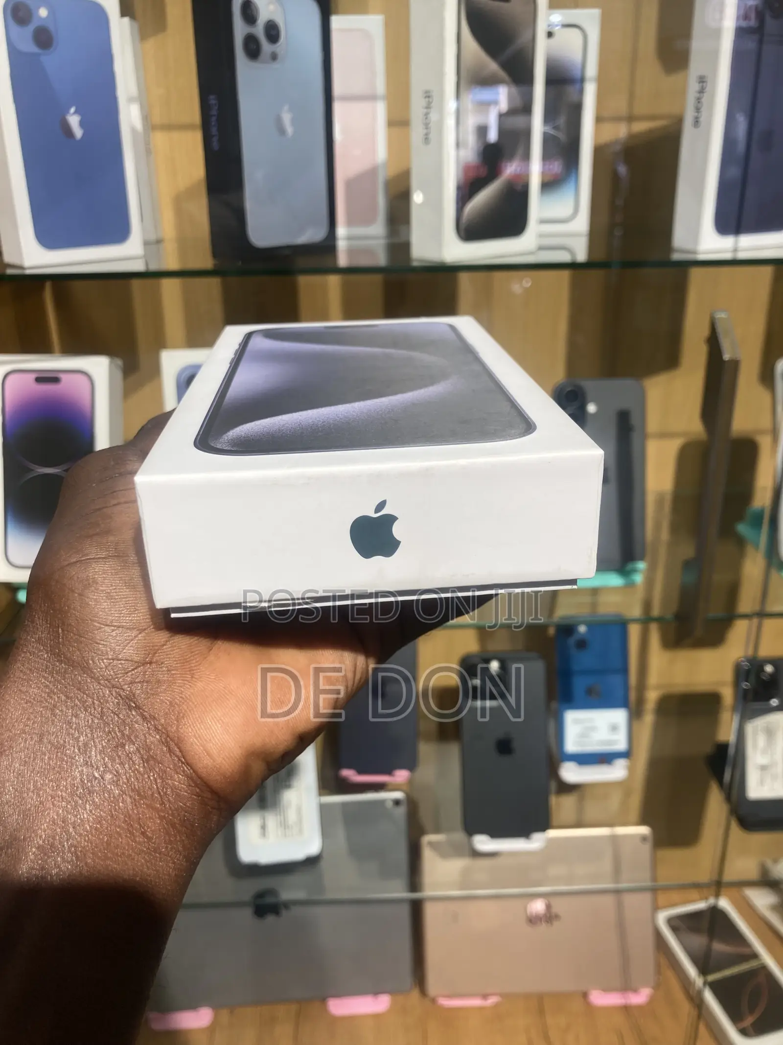 New Apple iPhone 15 Pro Max 256 GB Blue
