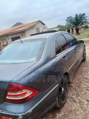 Mercedes-Benz 230E 2018 Blue