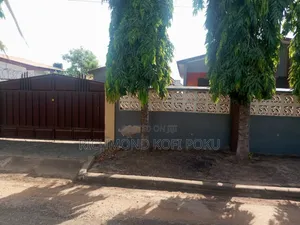 6bdrm House in Kofis Realty, Regimanuel Gray Estates for sale