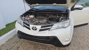 Toyota RAV4 2014 White