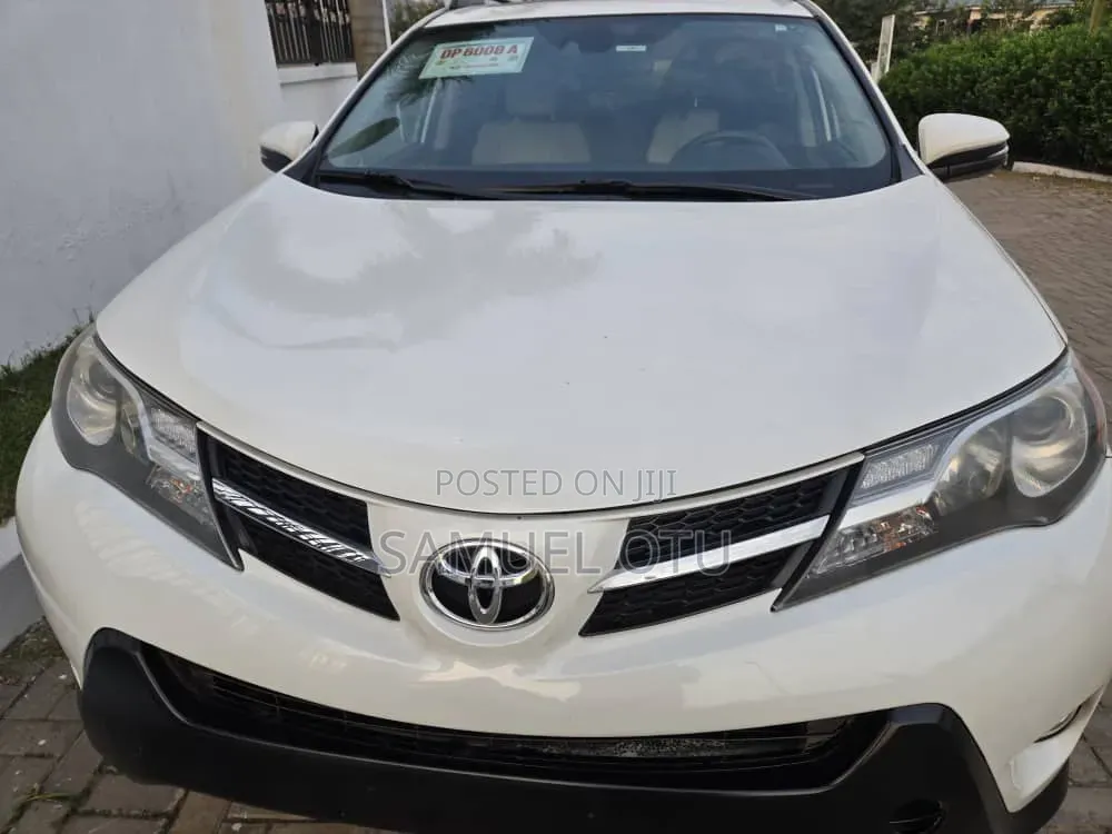 Toyota RAV4 2014 White