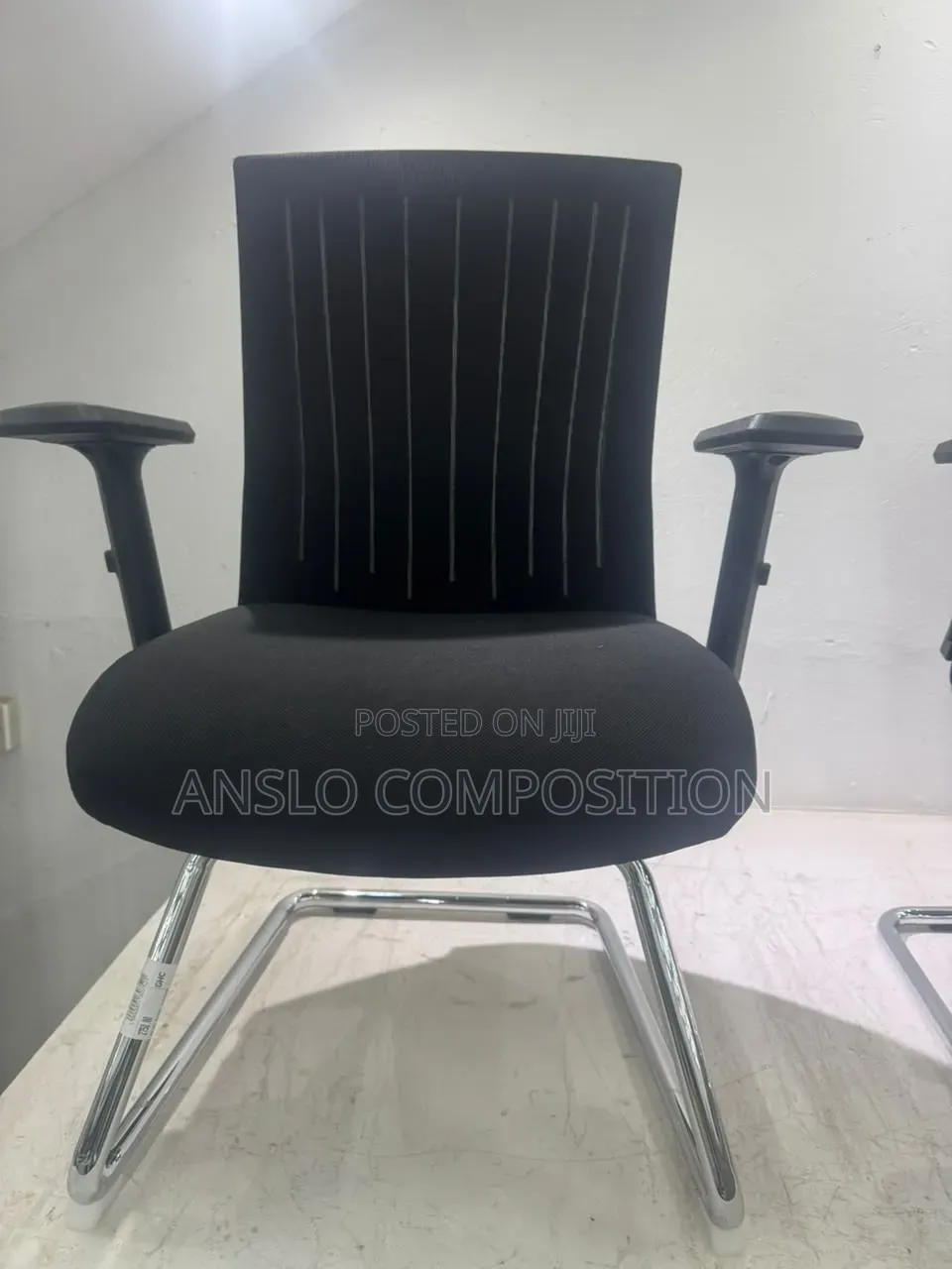 Black Executive Waiting Chair