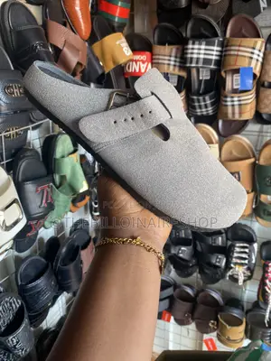 Half Shoe .