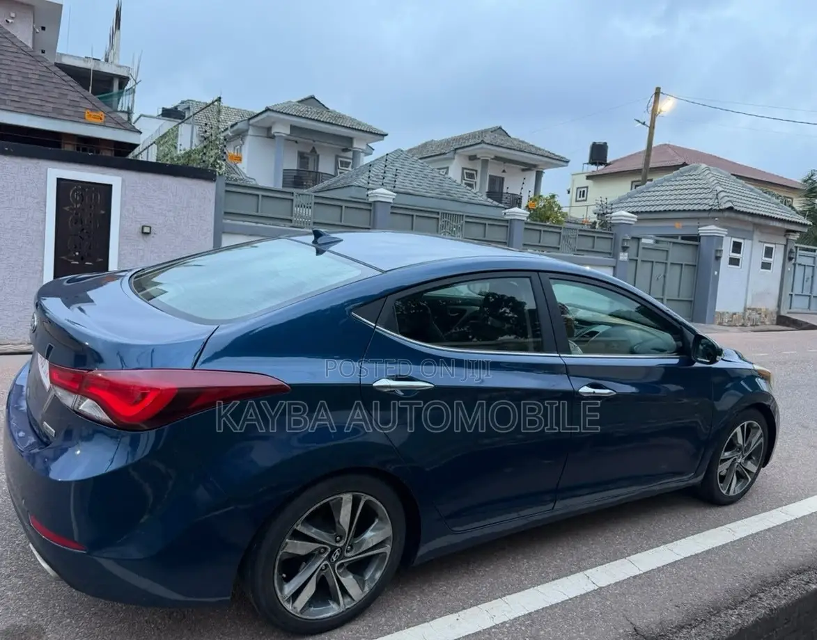 Hyundai Elantra 2016 Blue