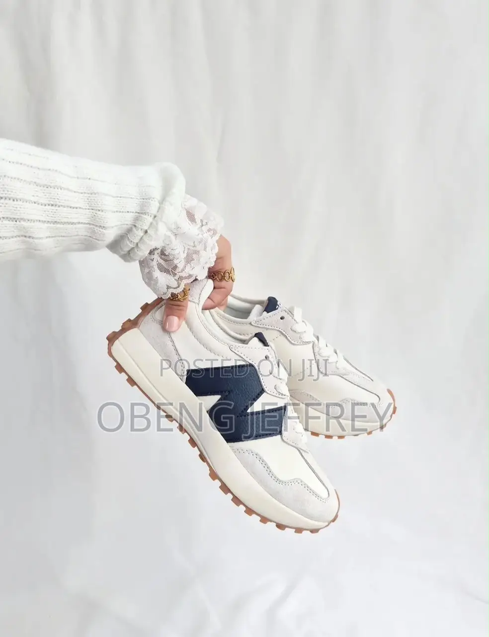 Original New Balance 327 Moon Beam in Colours