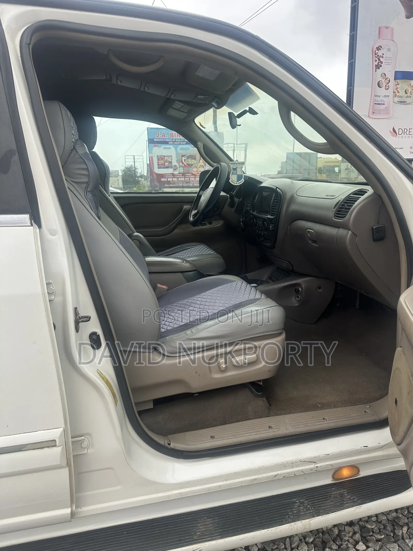 Toyota Sequoia 2010 White