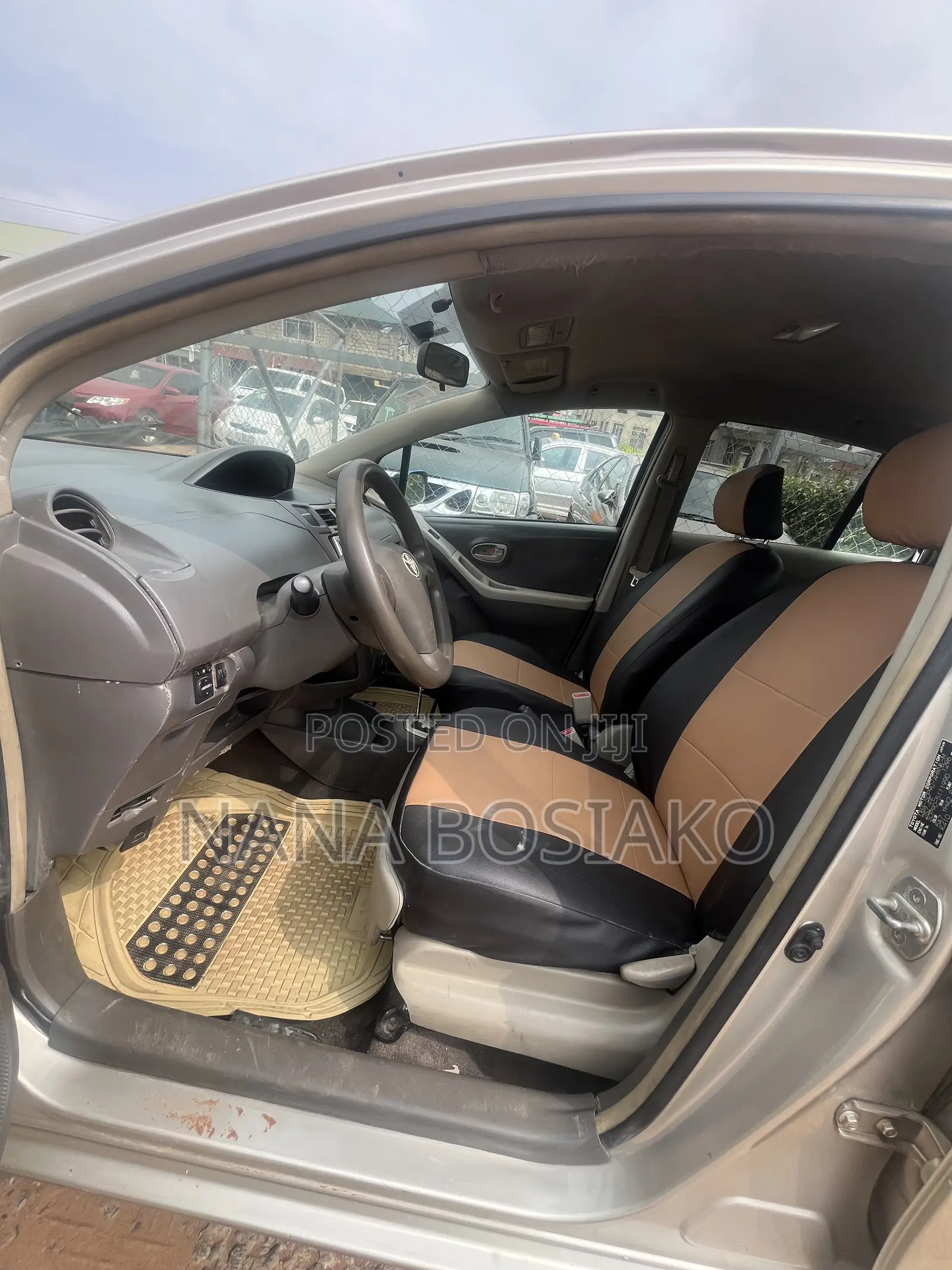 Toyota Vitz 2010 Brown