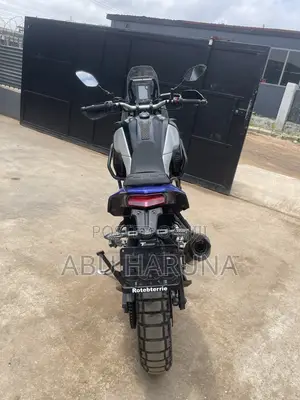 Yamaha 2024 Blue
