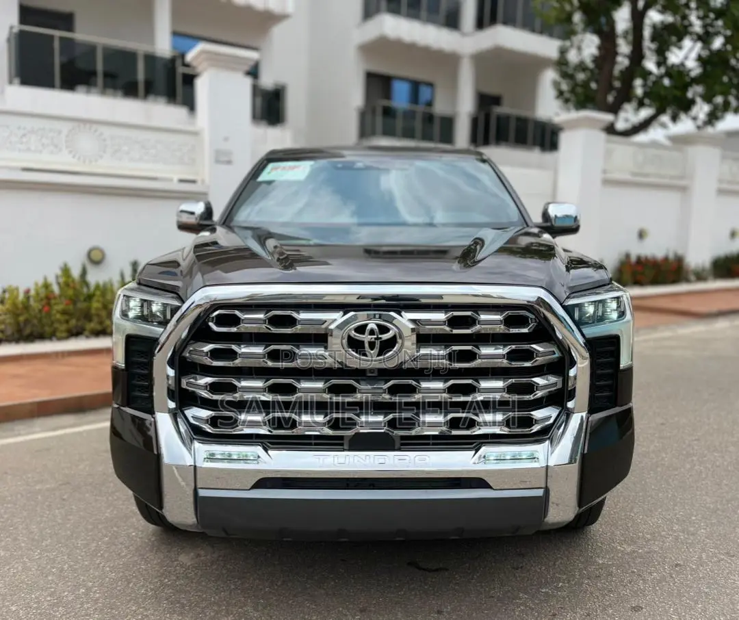 Toyota Tundra 1794 Edition CrewMax SB w/5.5' Bed 2025 Brown