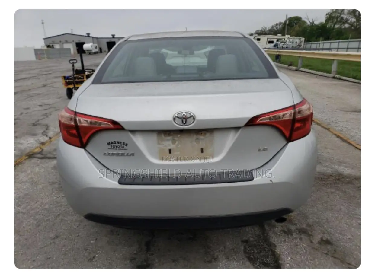 Toyota Corolla 2018 Gray