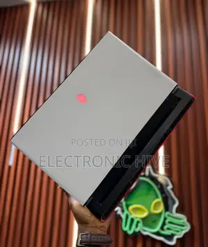 Laptop Alienware M15 16GB Intel Core i7 SSD 1T