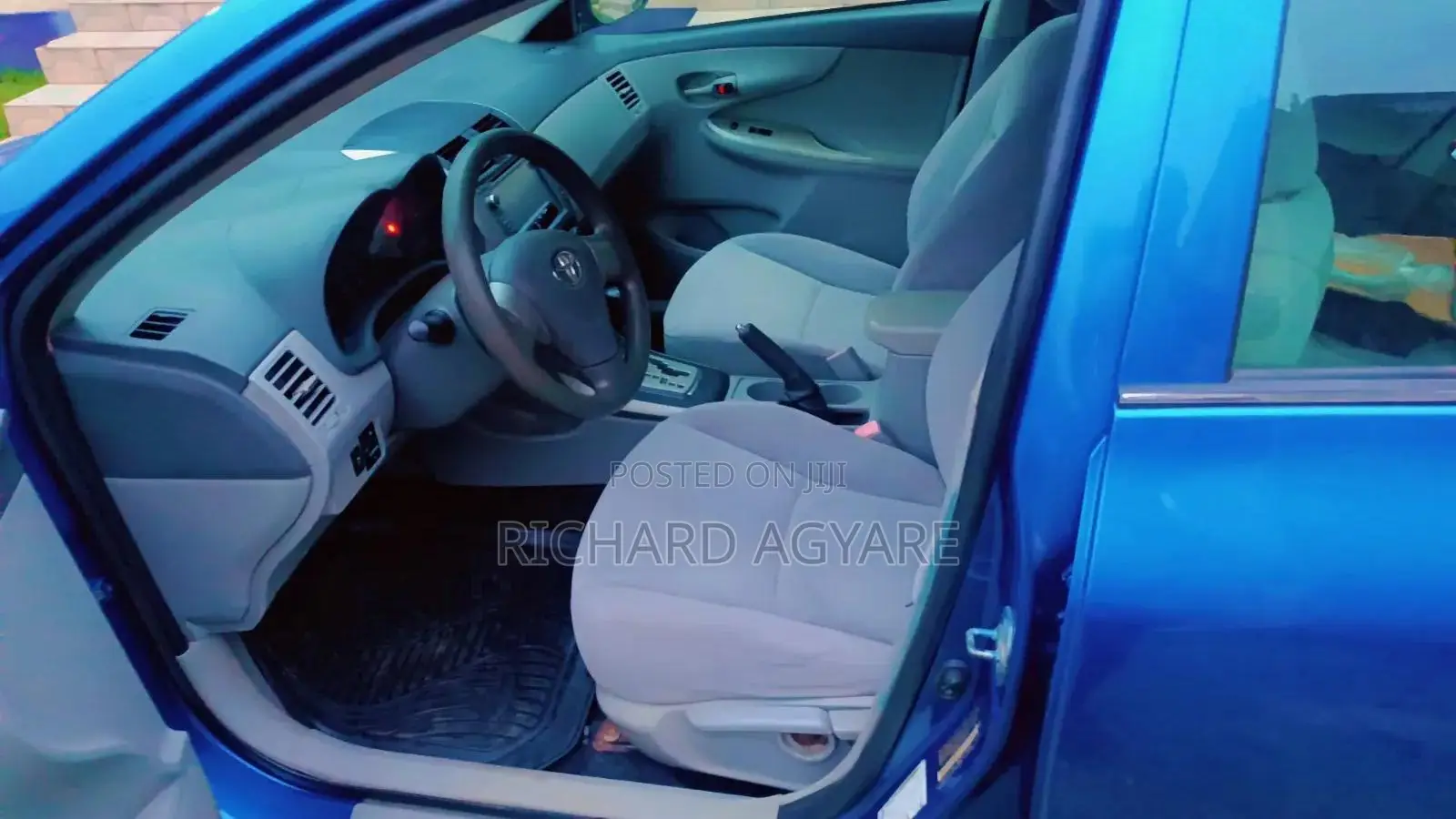 Toyota Corolla 2010 Blue