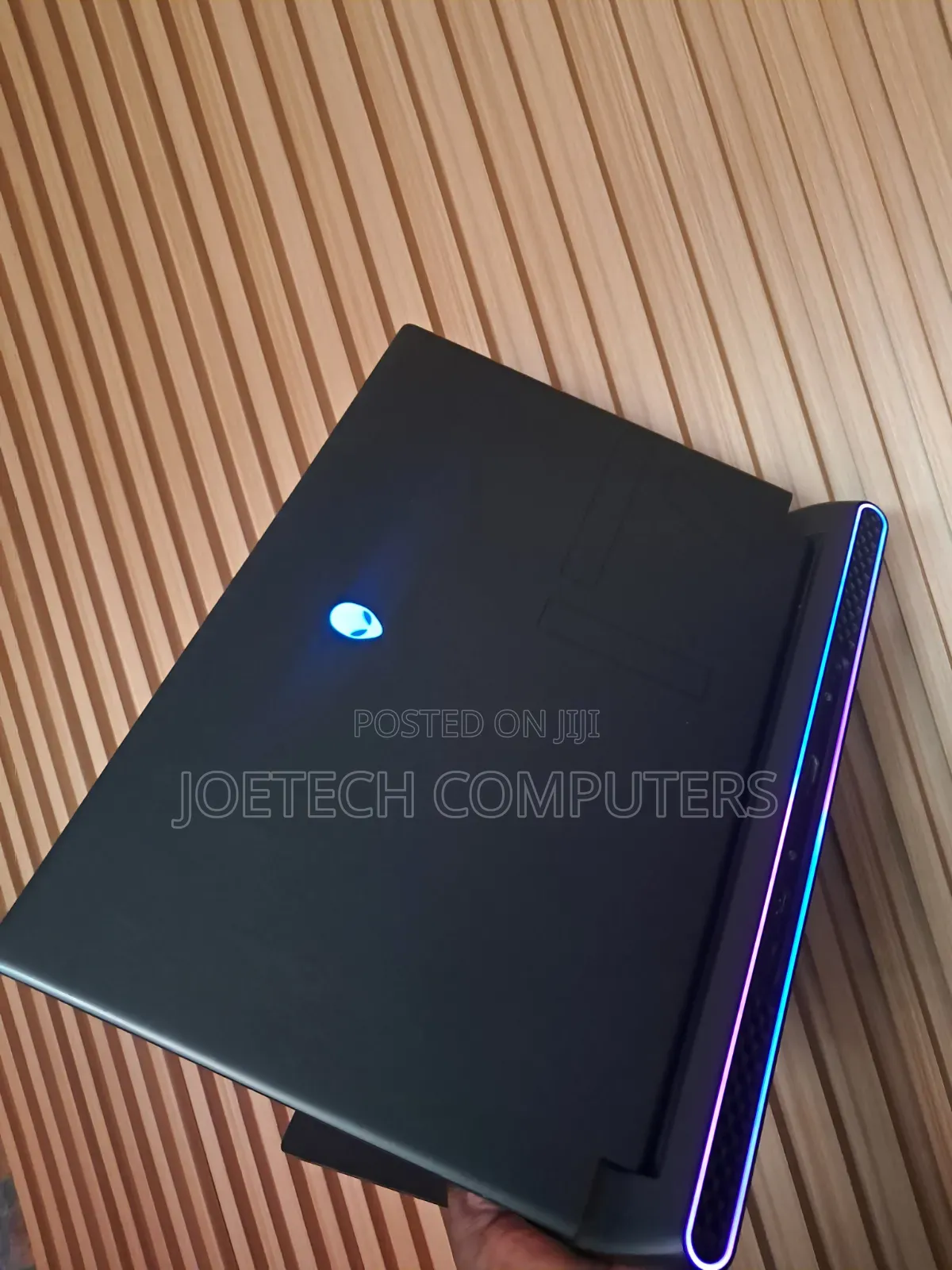 Laptop Alienware m17 R5 16GB AMD Ryzen 9 SSD 1T