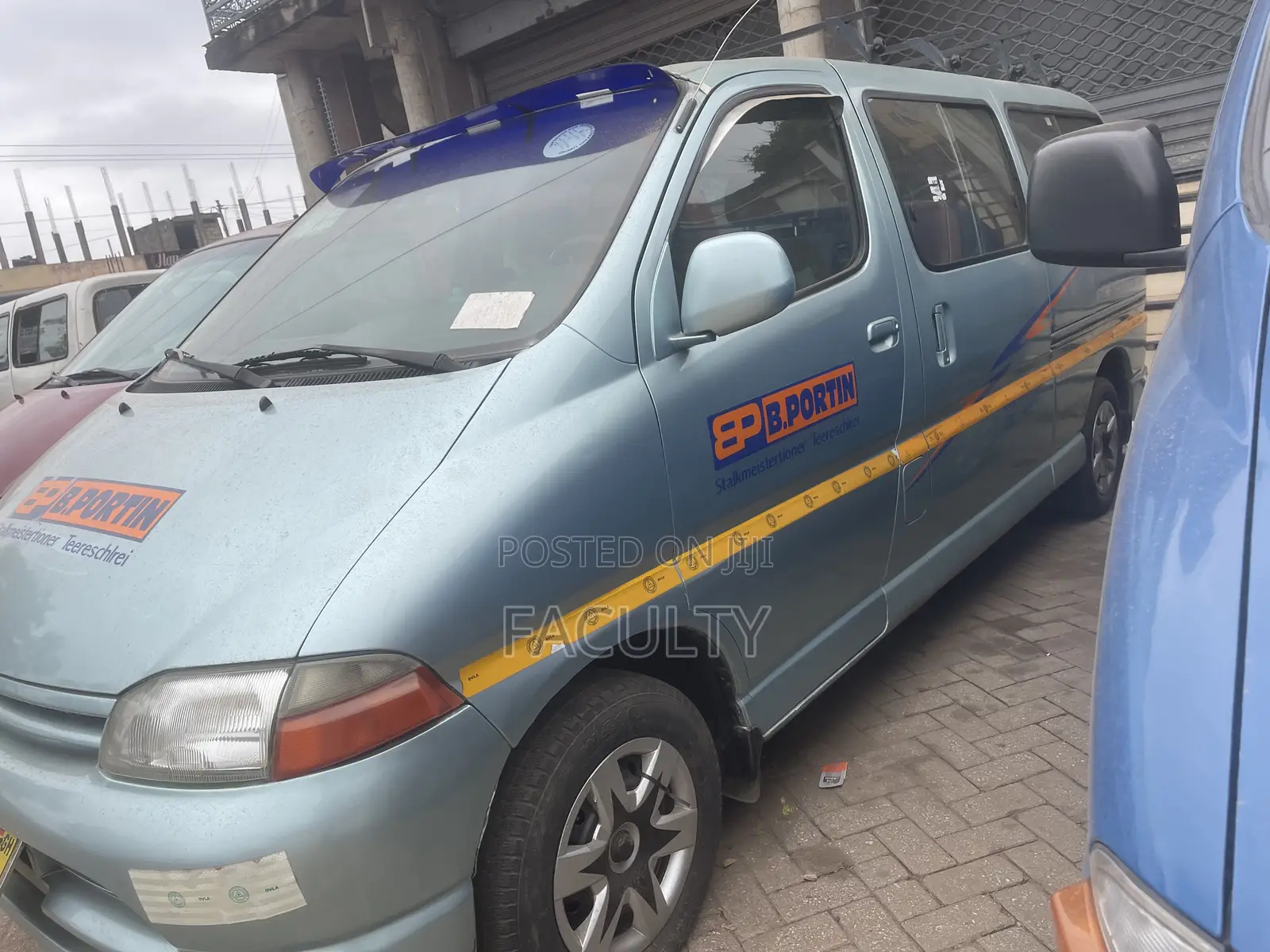 Toyota HiAce 2010 Grey