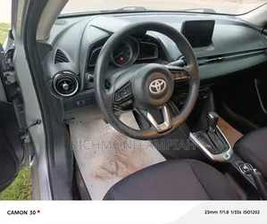 Toyota Yaris iA 1.5 FWD 2019 Silver