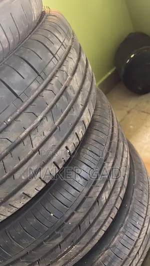 Mercedes Benz C300 Rims 17 With Fresh Tires From Home
