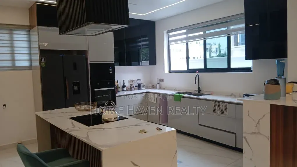 Furnished 4bdrm House in Tse Addo, Tseaddo for sale