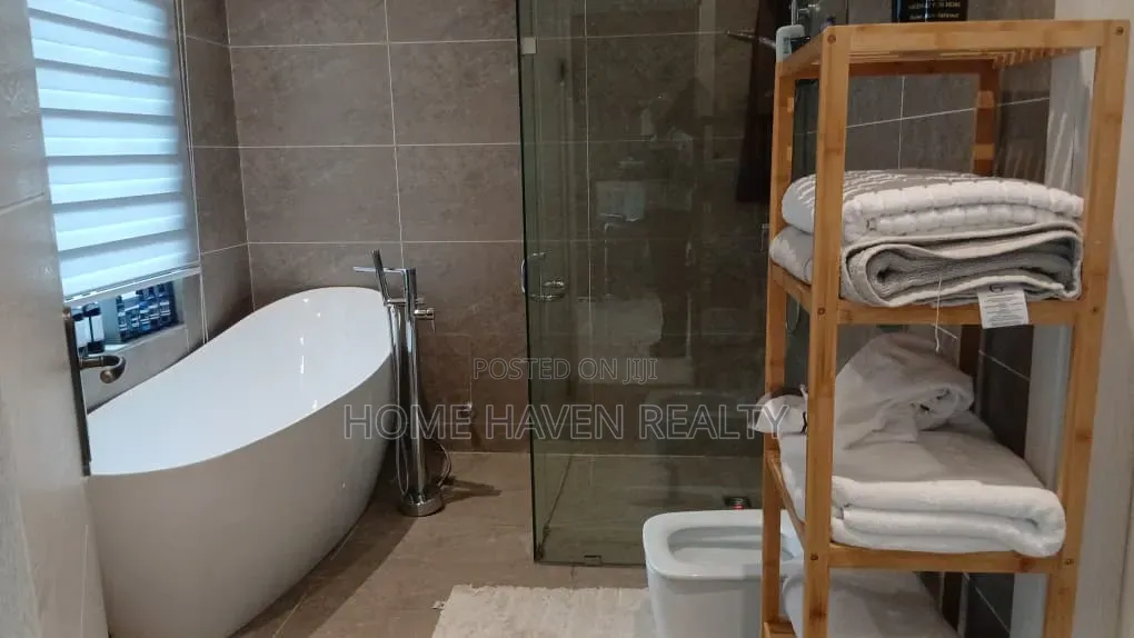 Furnished 4bdrm House in Tse Addo, Tseaddo for sale