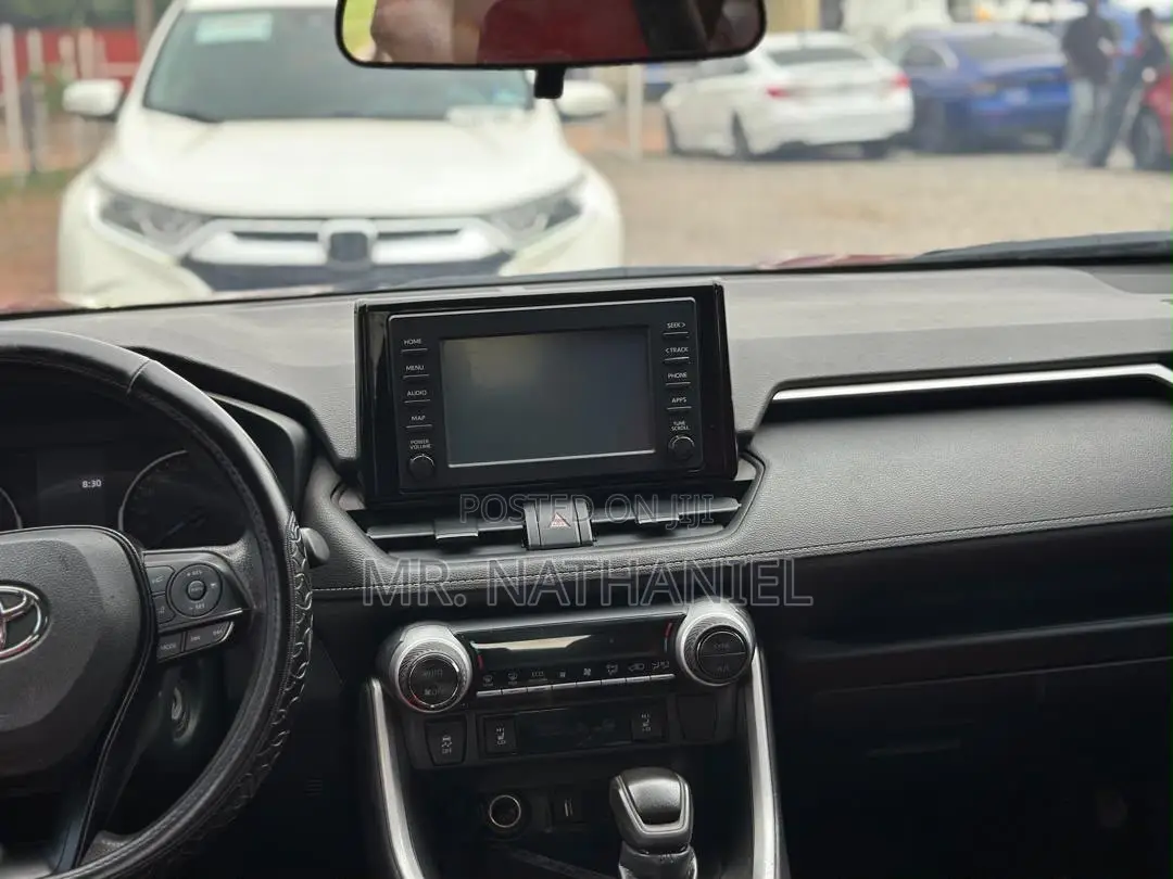 Toyota RAV4 Hybrid 2020 Red