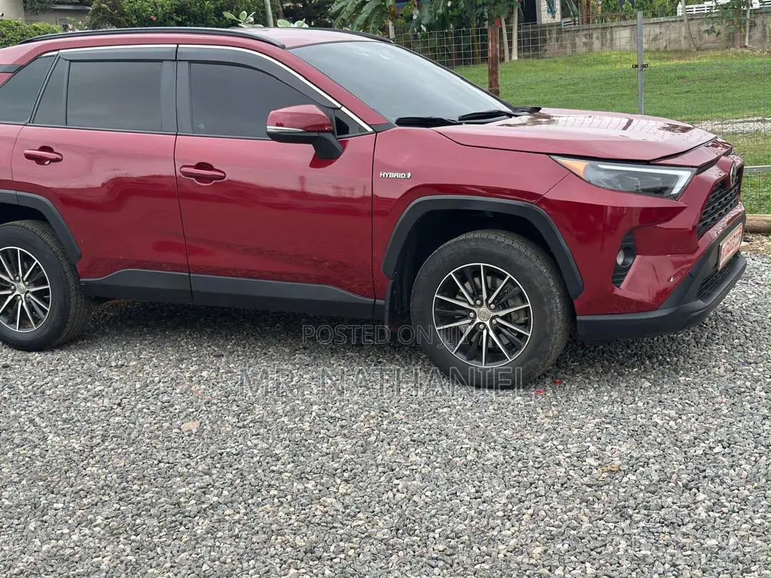 Toyota RAV4 Hybrid 2020 Red