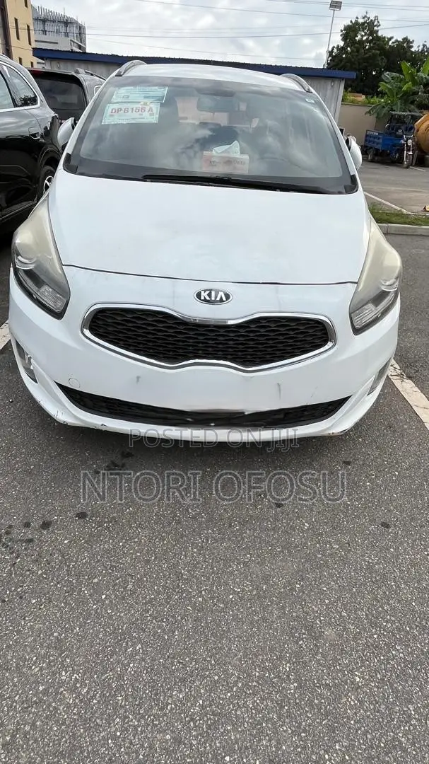 Kia Carens 2014 White