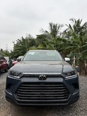 Toyota Highlander XLE AWD 2024 Blue