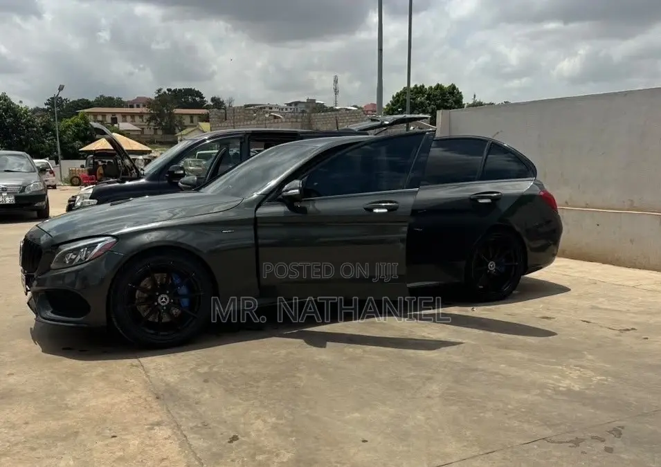 Mercedes-Benz C43 2017 Gray