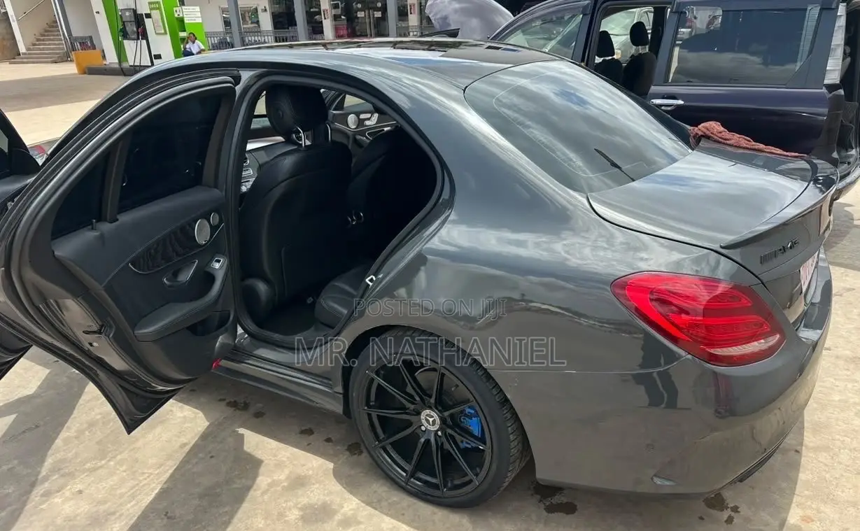 Mercedes-Benz C43 2017 Gray