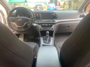 Hyundai Elantra Sport 2018 White